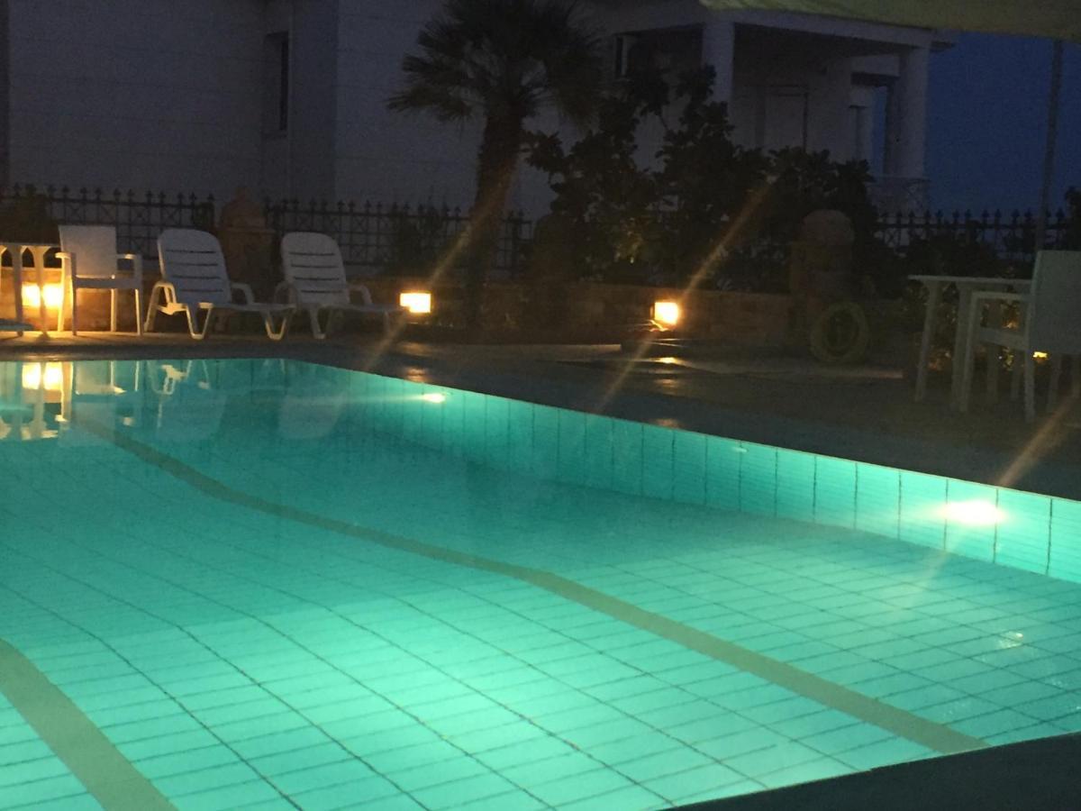 Toulipa Rooms Agia Ermioni Exteriör bild