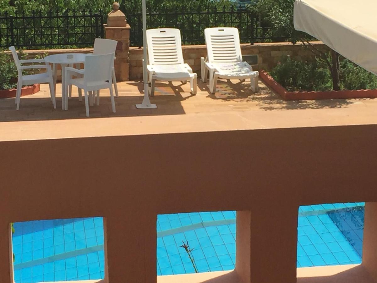Toulipa Rooms Agia Ermioni Exteriör bild